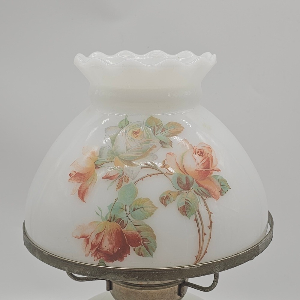 Vintage Milk Glass Parlor Lamp painted roses - Picture 3 of 4